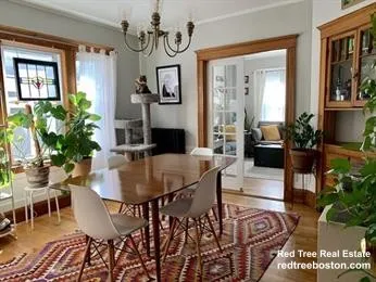 12 Saint Peter St, Jamaica Plain