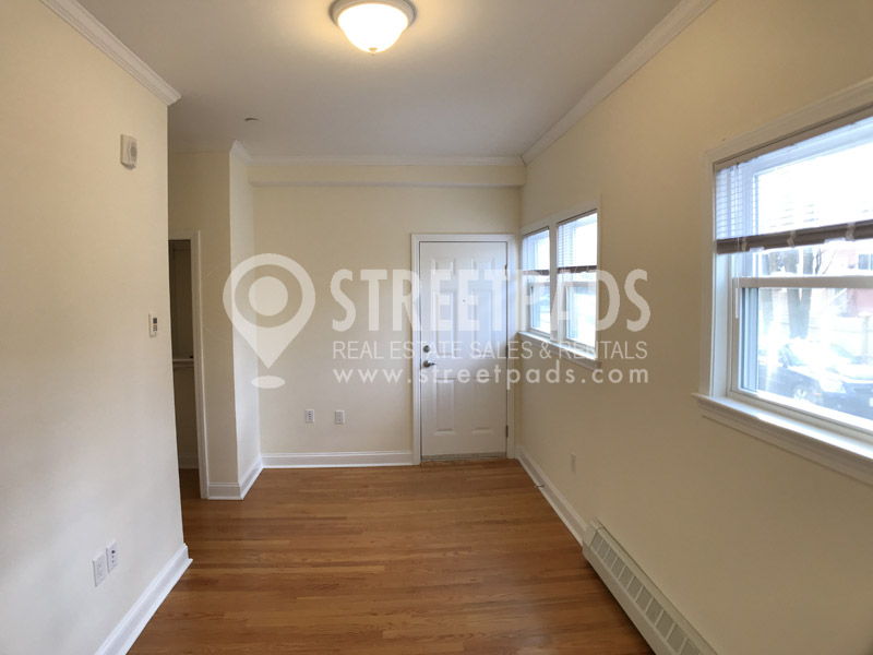 1 Langdon Sq, Neighborhood Nine