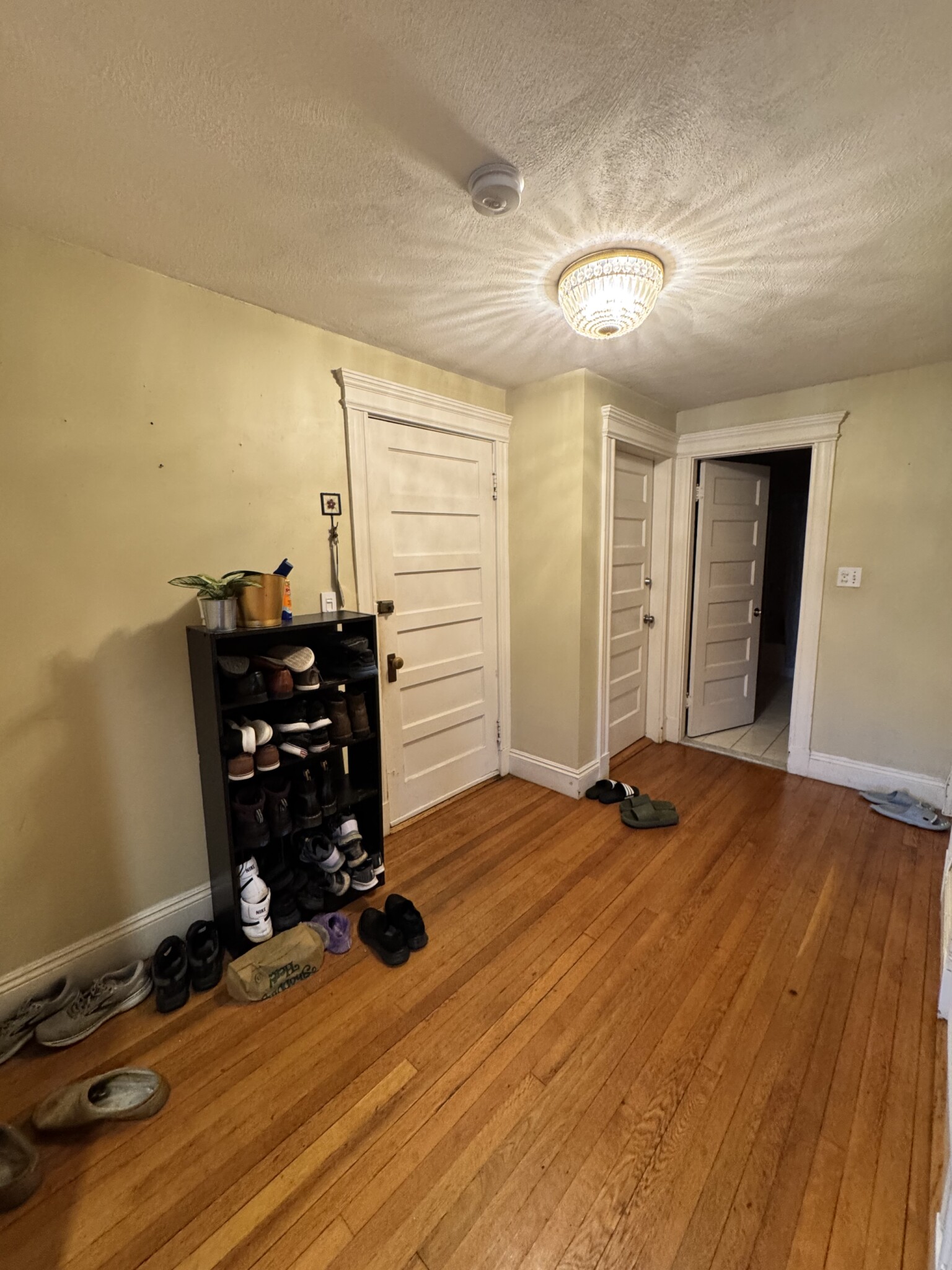 1901 Beacon St, Brookline