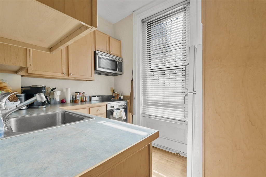 57 E Springfield, Boston