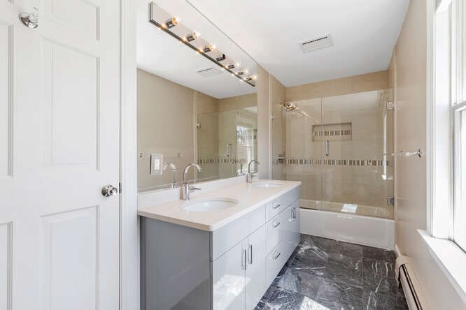 23 Solomon Pierce, Lexington