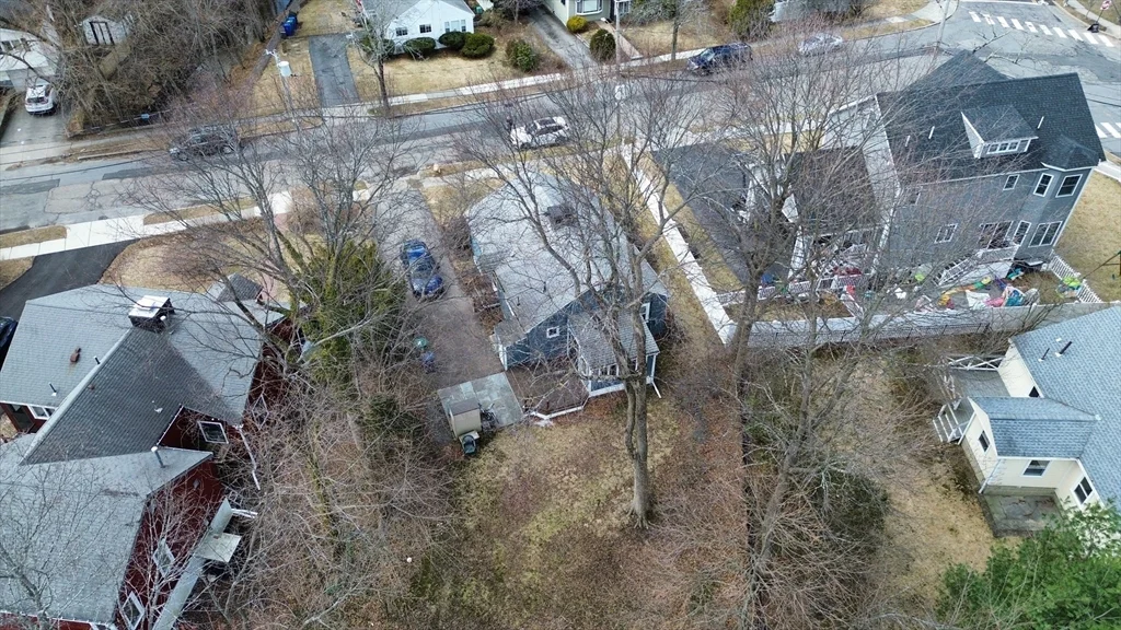 176 Upland Ave, Newton