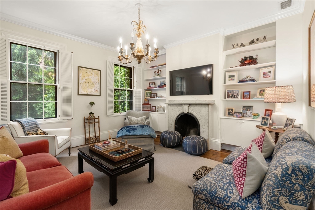 2 Mount Vernon Sq, Beacon Hill