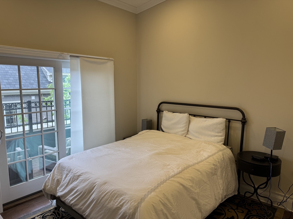 616 East Fourth, South Boston