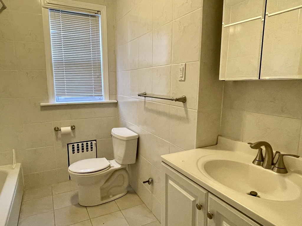 443 Broadway, South Medford