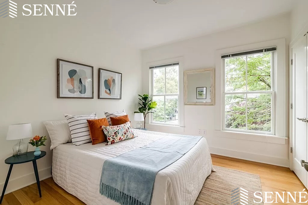 18 Whitney Ave, Cambridgeport