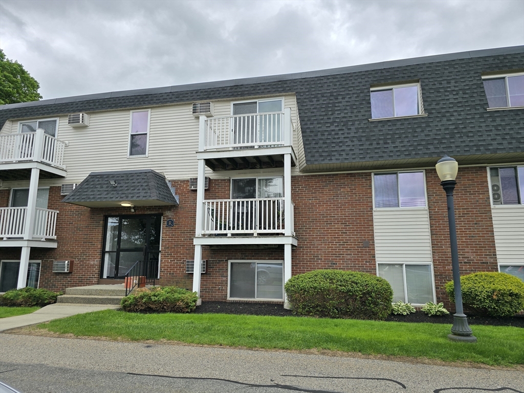 135 East Main St, Westborough