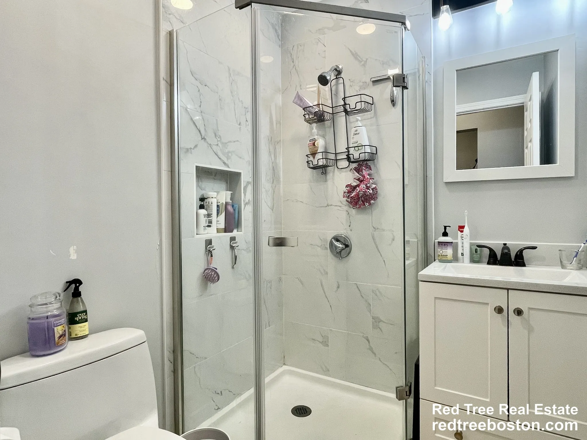 11 Pearl Ter, East Somerville