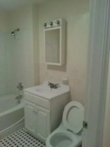 60 Egmont St, North Brookline