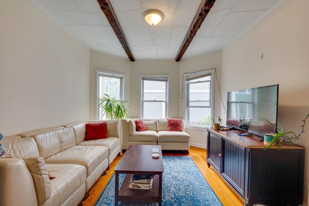 6 Cutter Park, Davis Square