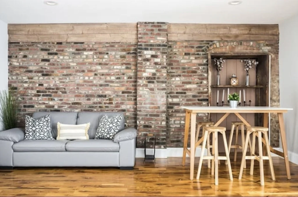143 Everett St, East Boston