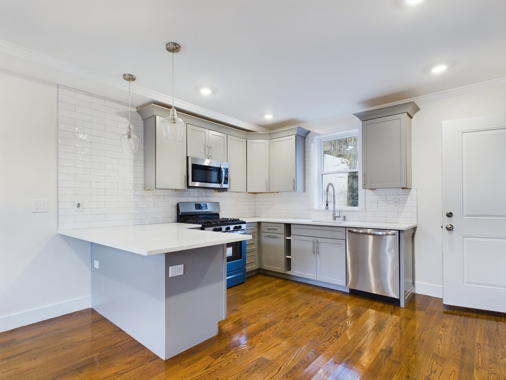 3 Morton Pl, East Boston