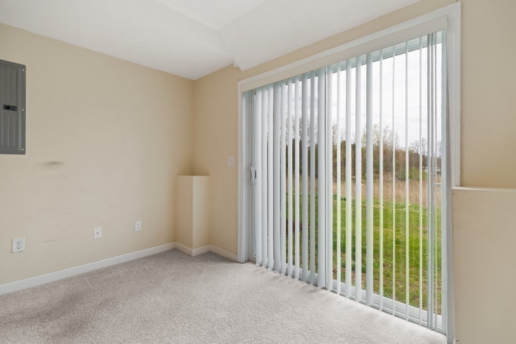 39 John Hancock Dr, Ashland