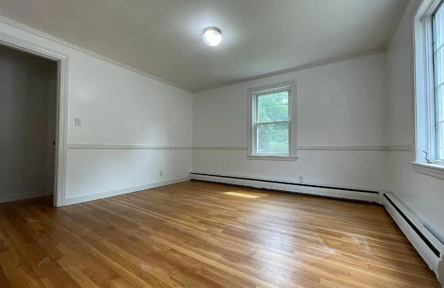 90 Cabot St, Cedarwood