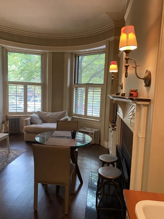 259 Marlborough St, Back Bay