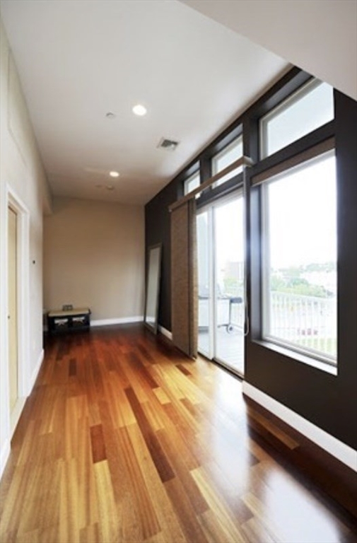 10 Ocean Ave, Revere Beach