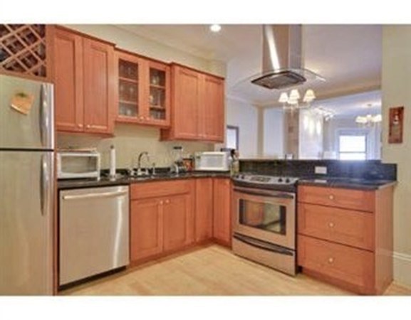 612 Columbus Ave, South End