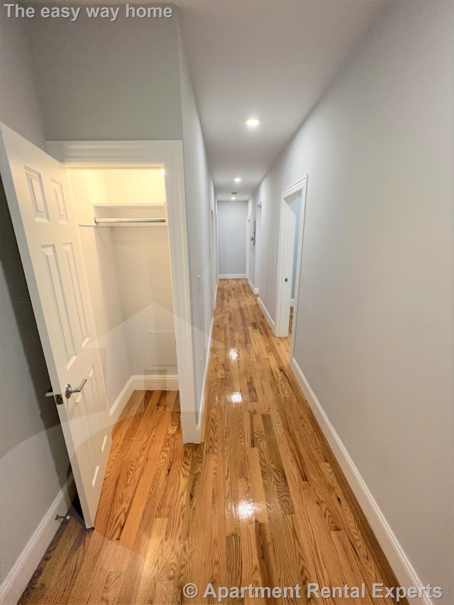 374 Oxford St, Porter Square