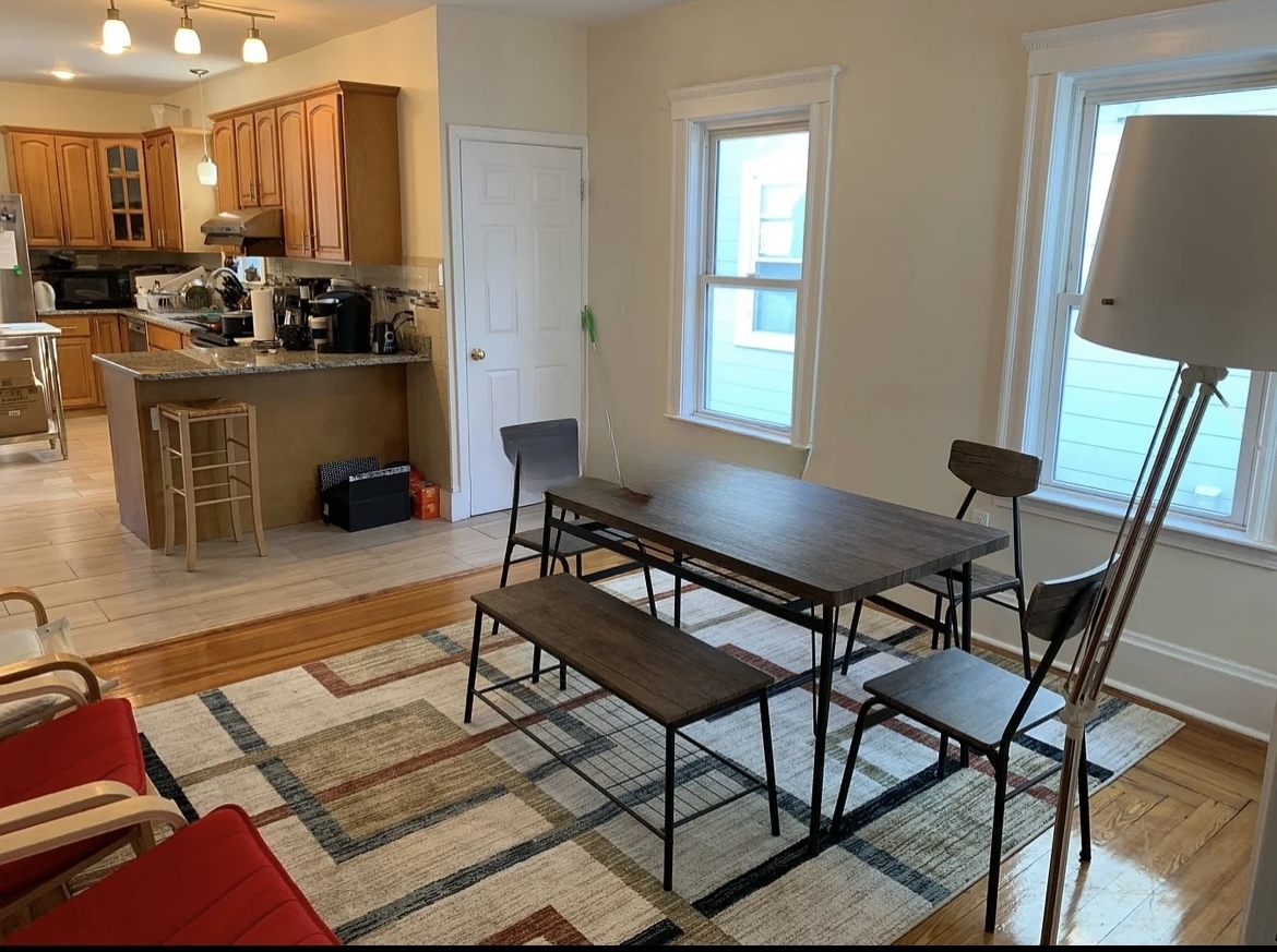 14 Bay State Ave, Powder House Square