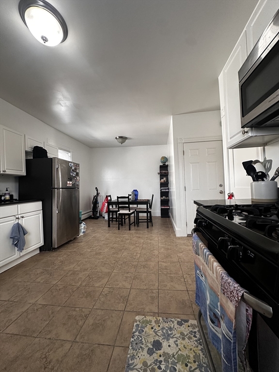 233 Charles St, East Cambridge