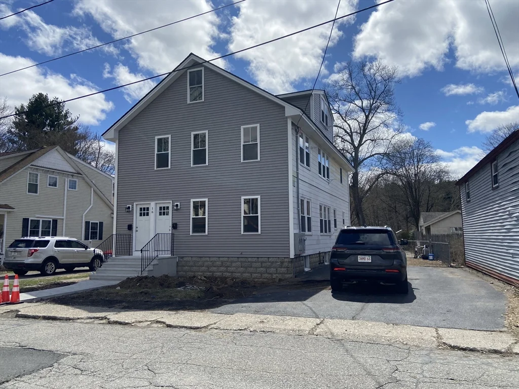 16 Taft St, Uxbridge