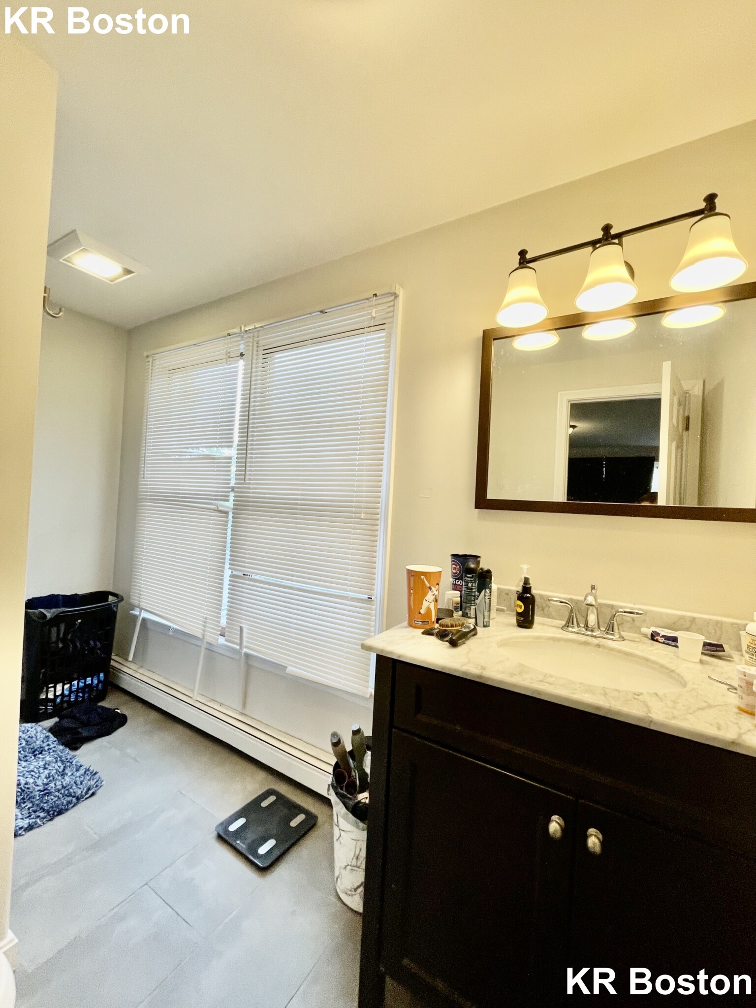 4 bed, 4+ bath apartment for rent at 46 Gerrish St Unit 2, Brighton — photo 2 of 5