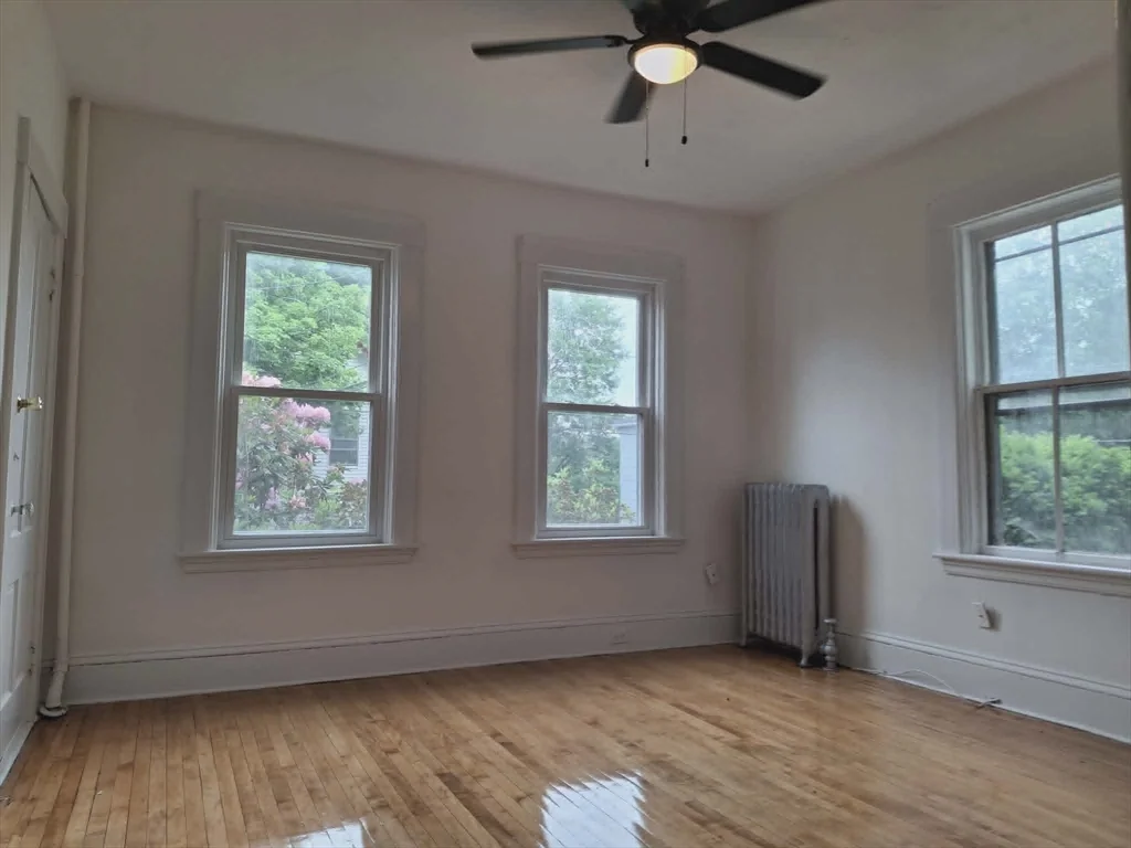 20 Temple St, Fitchburg