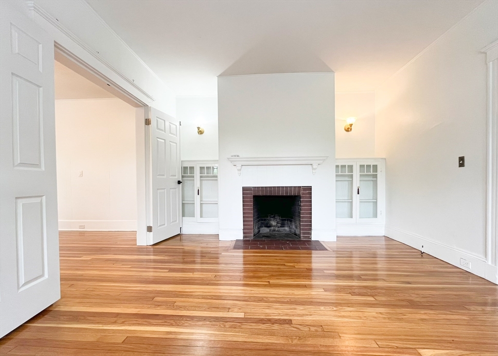 44 Bellevue St, West Roxbury