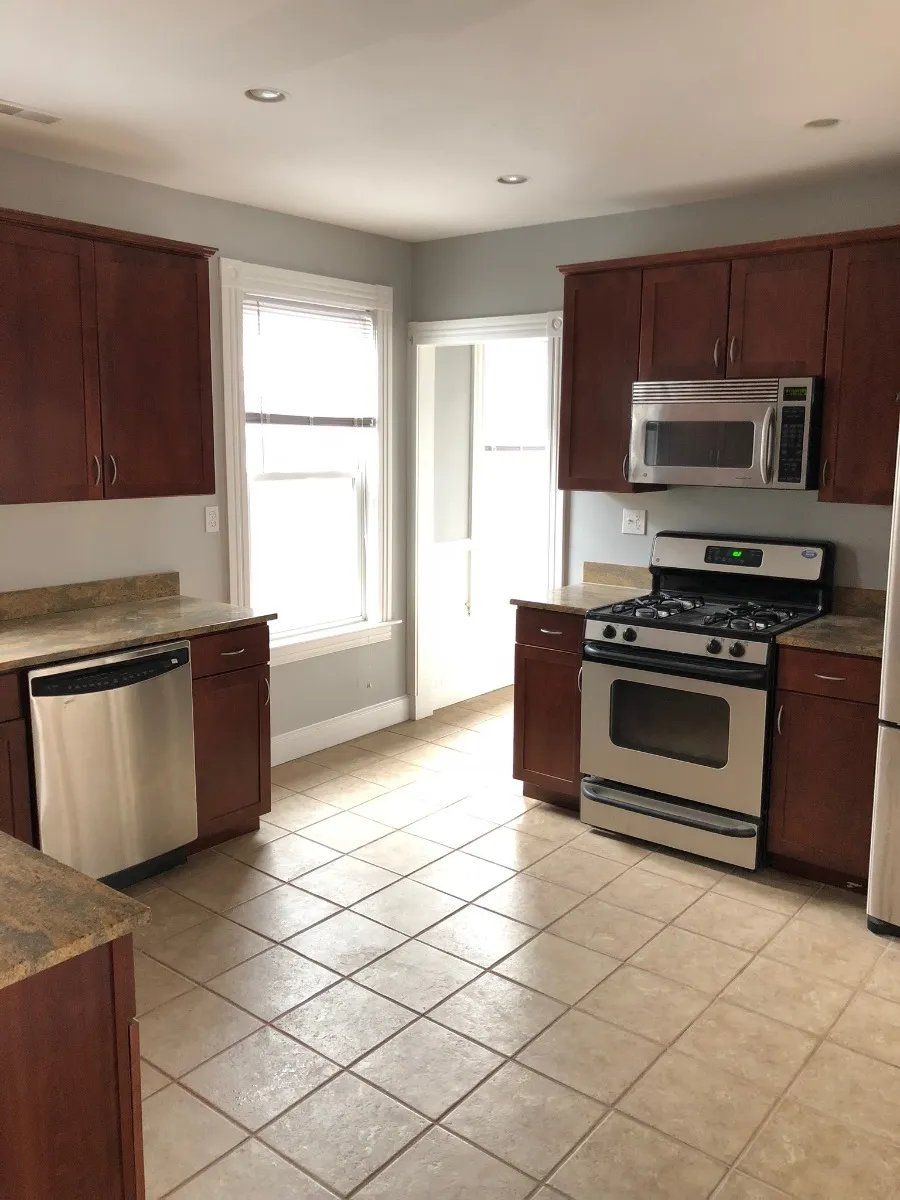 122 Calumet St, Mission Hill
