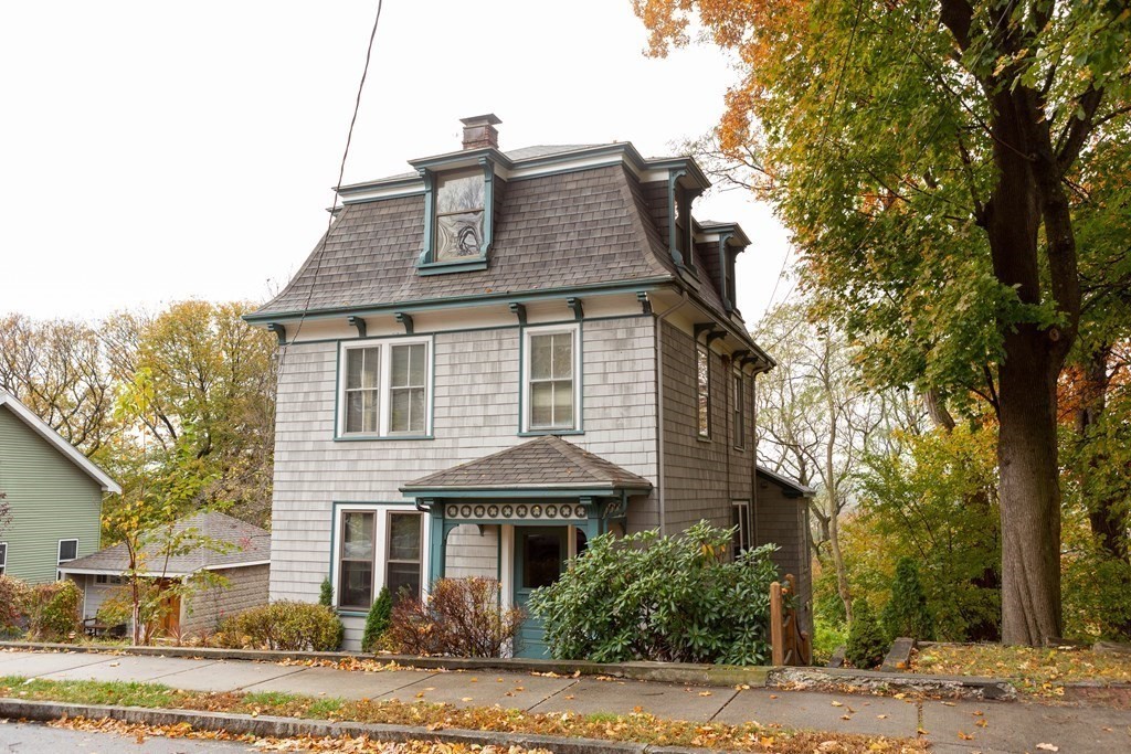 182 Palfrey St, Watertown