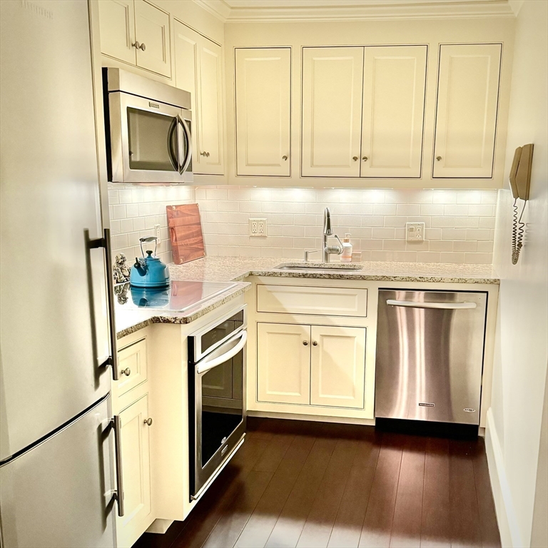 64 Highland Ave, Winchester Highlands