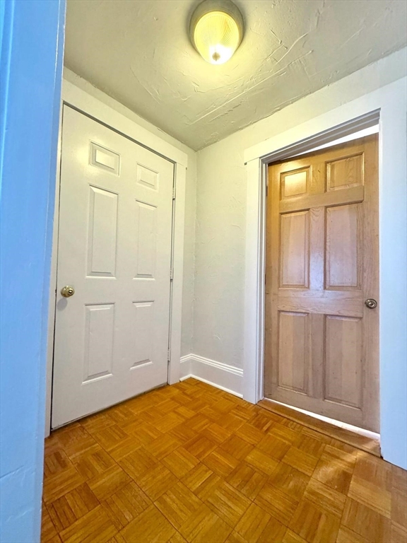 20 S Main St, Ashburnham