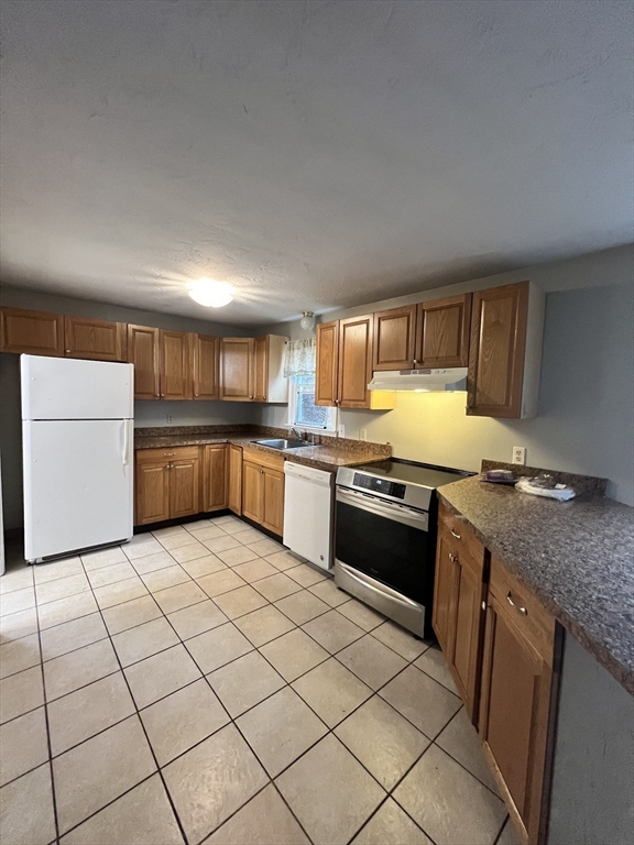 36 Mt Pleasant, Plymouth