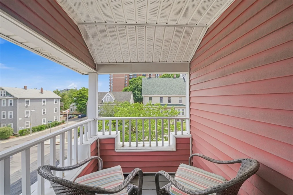 12-14 Everett St, Allston