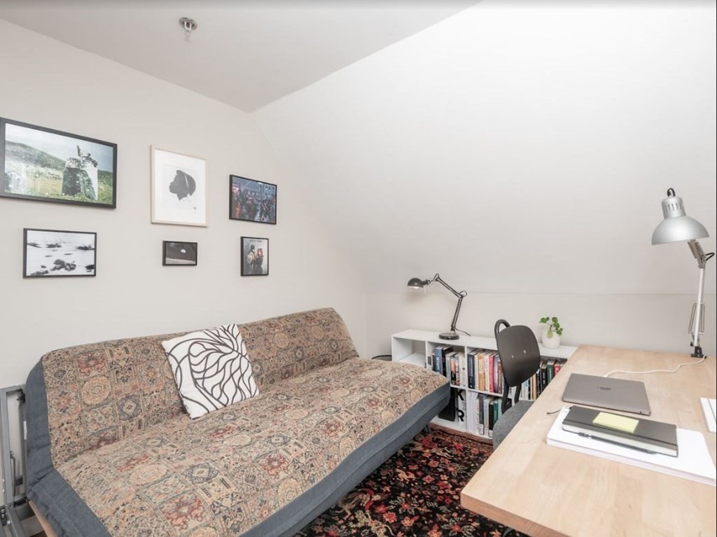 97 College Ave, Somerville