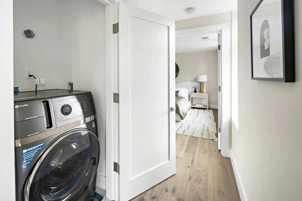 20 Kinmonth Rd, Waban