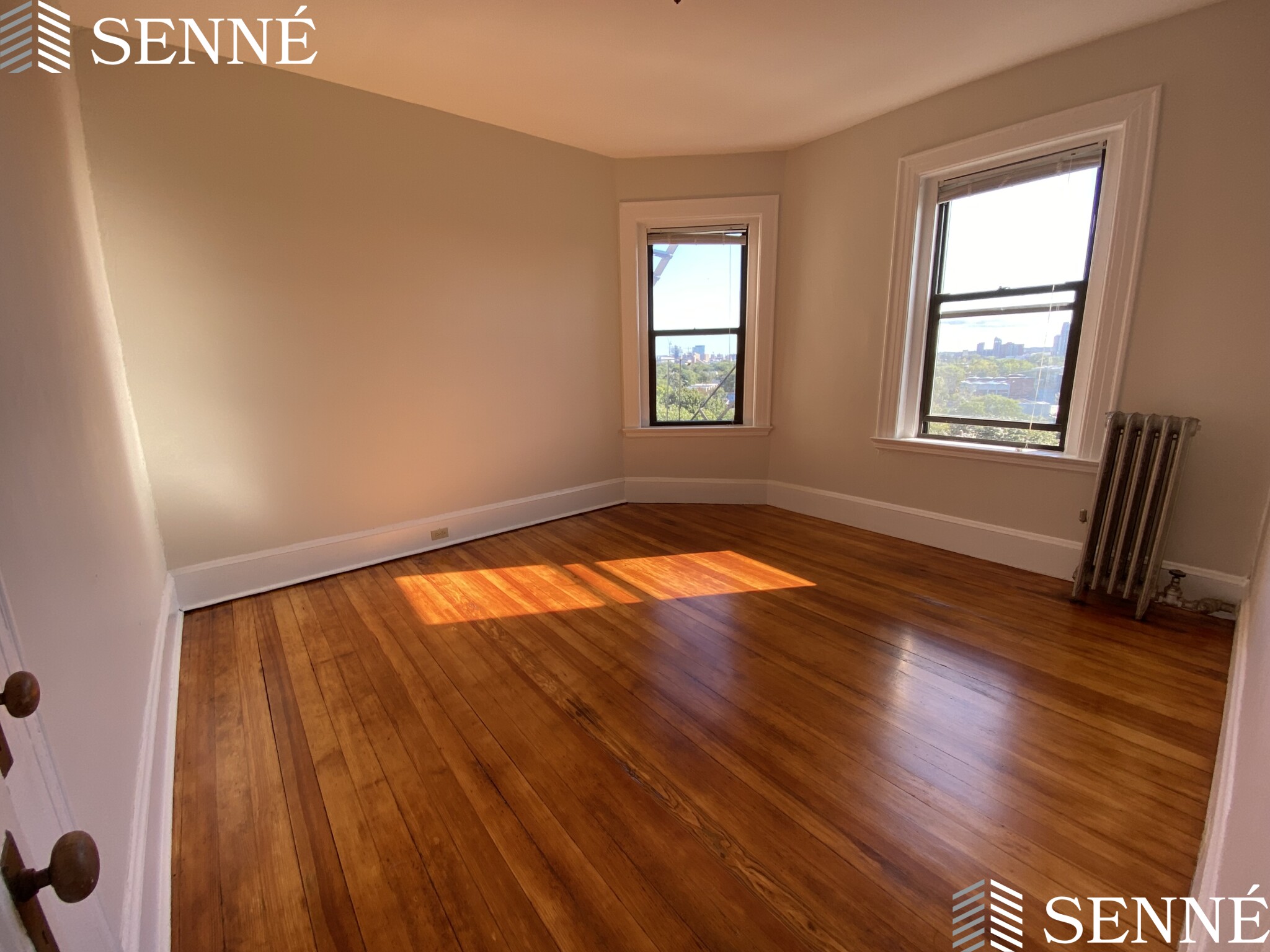 1010 Massachusetts Ave, Riverside