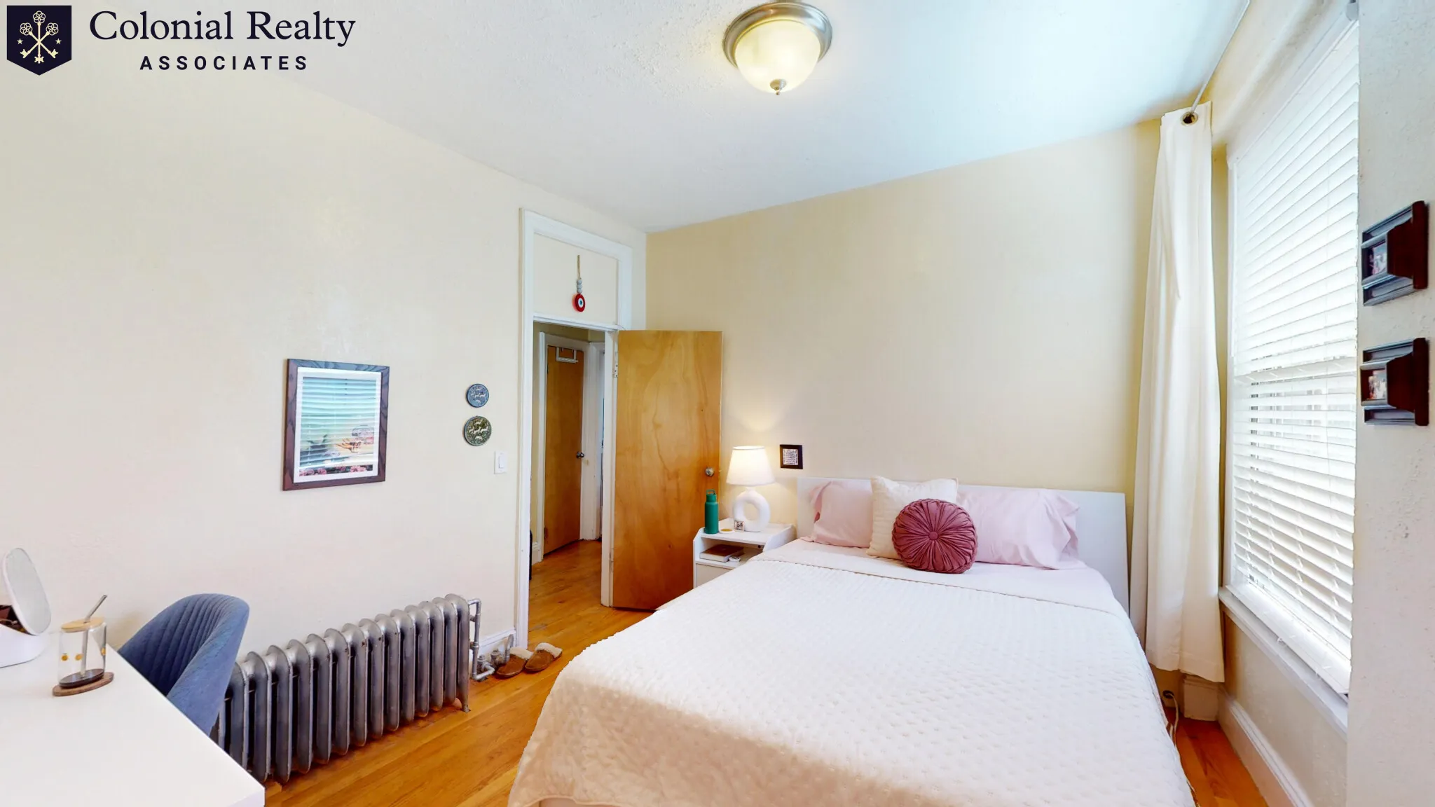 86 Hammond St, Roxbury