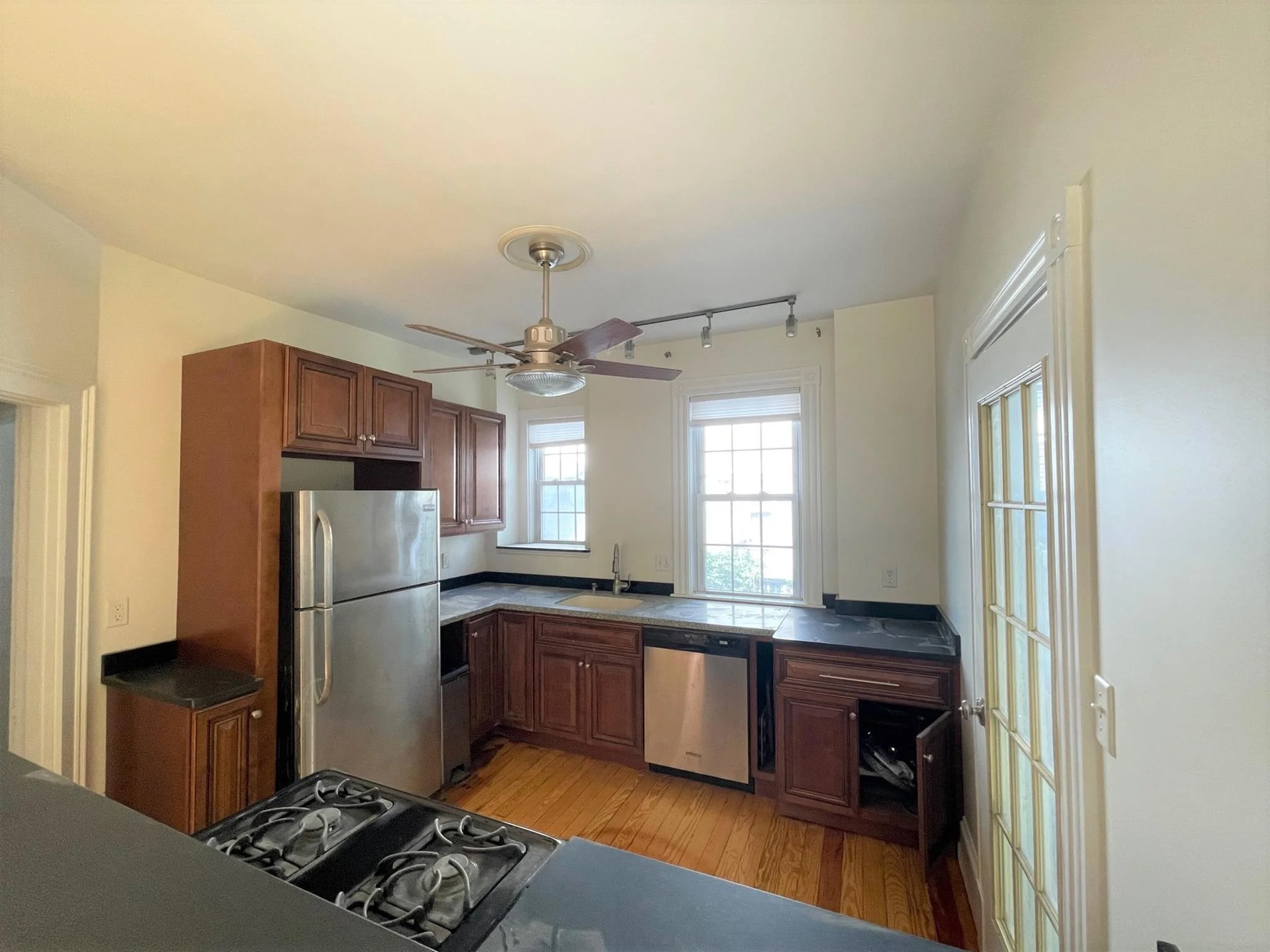 83 Dexter St, Malden