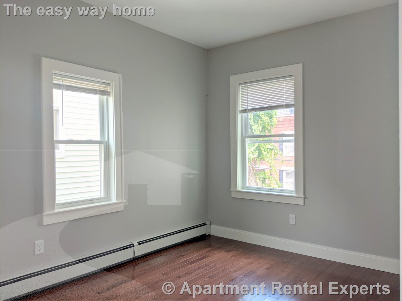42 Crescent St, Sullivan Square