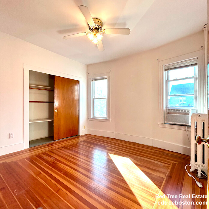 741 Broadway, Somerville