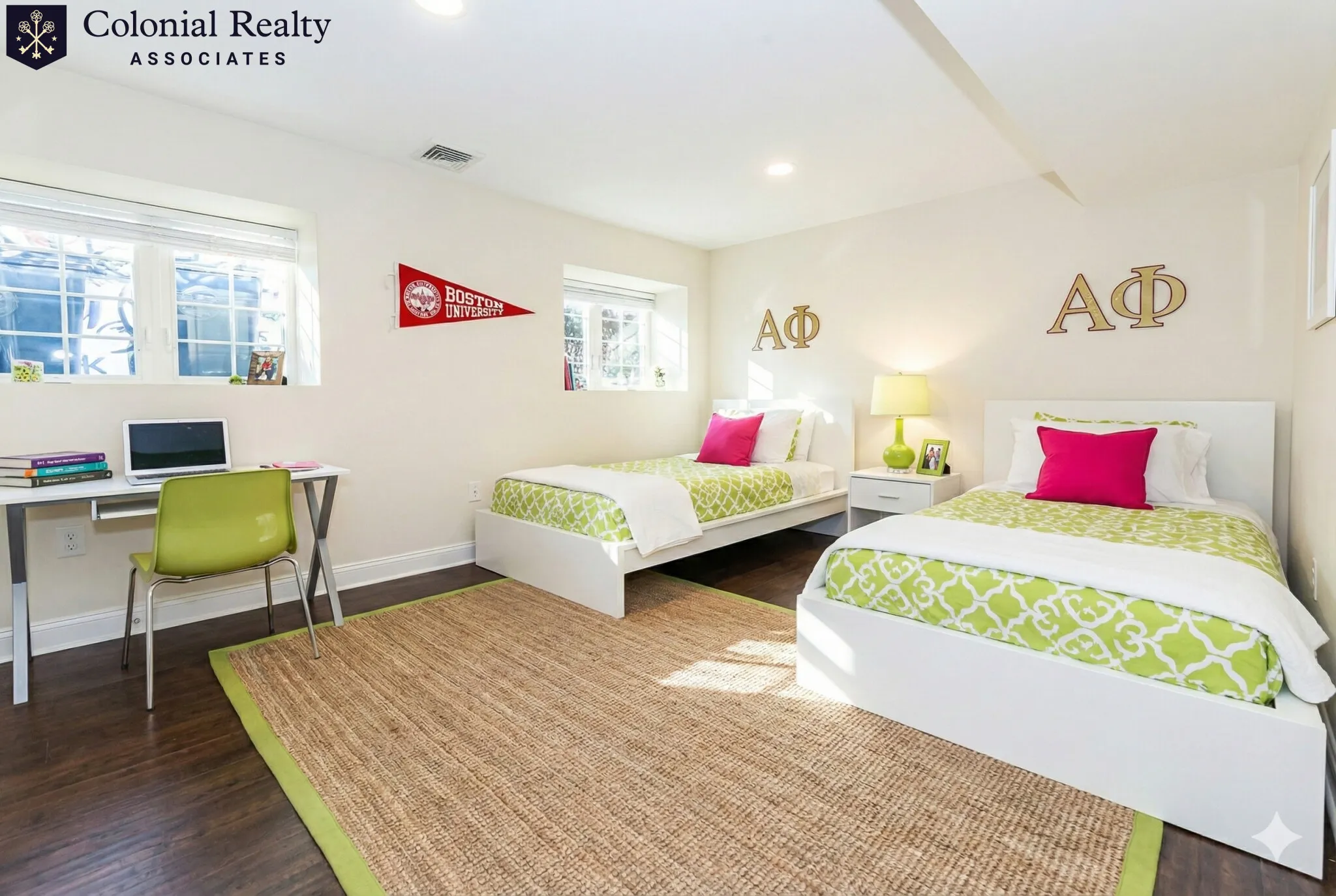 48 Caldwell Rd, West End