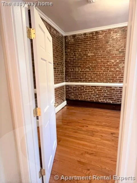 888 Massachusetts Ave, Central Square