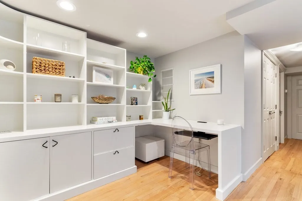 100 Fulton St, North End