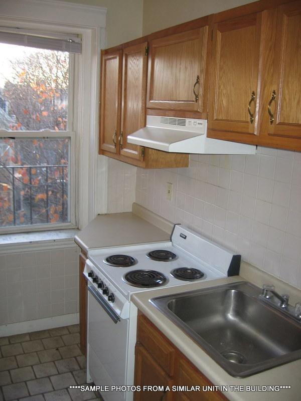 1 bed, 1 bath apartment for rent at 10 Wendell St Unit 7A, Harvard Square — photo 7 of 8