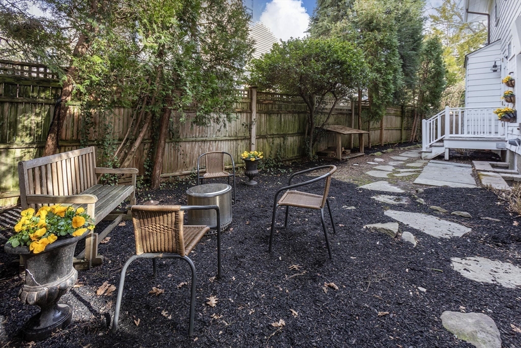 57 Hedge Rd, Brookline