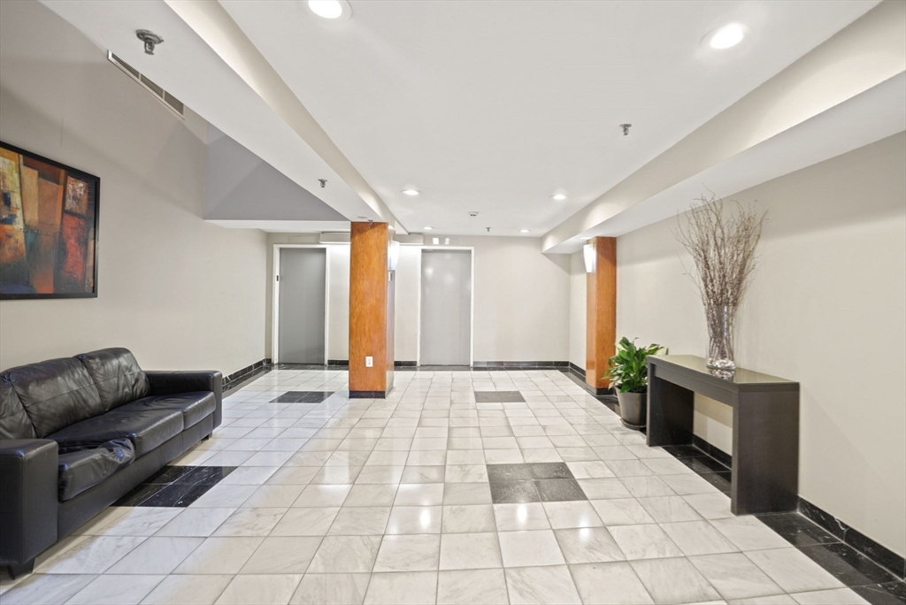 147 Kelton St, Allston