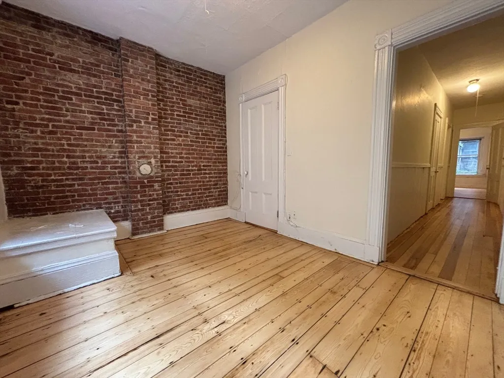 55 Joy St, Beacon Hill