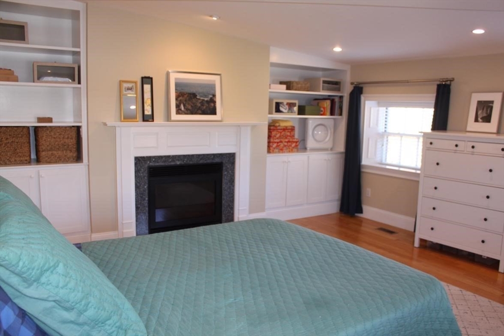 1724 Washington St, South End