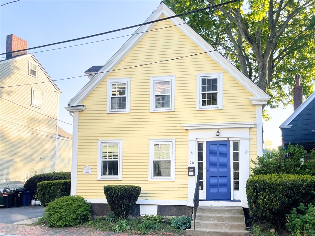 20 Pleasant St, Salem